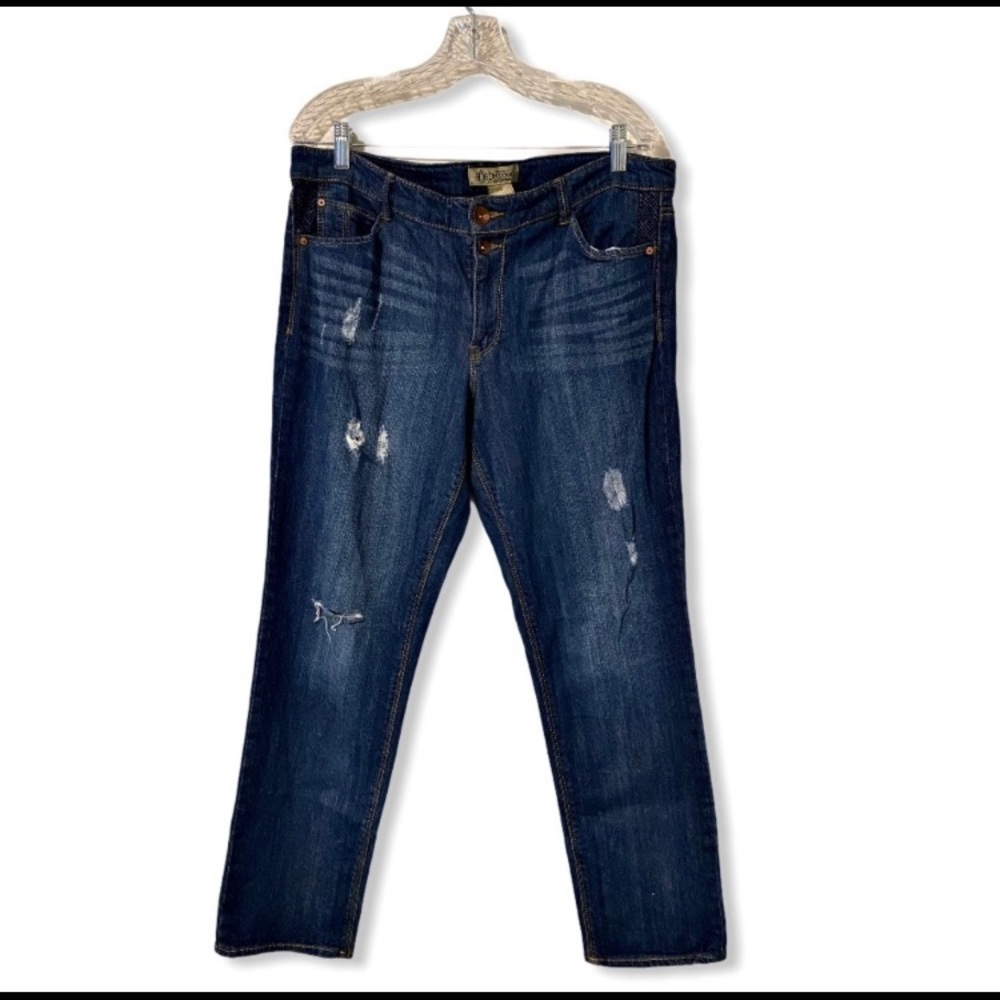 Democracy girlfriend distressed blue jeans